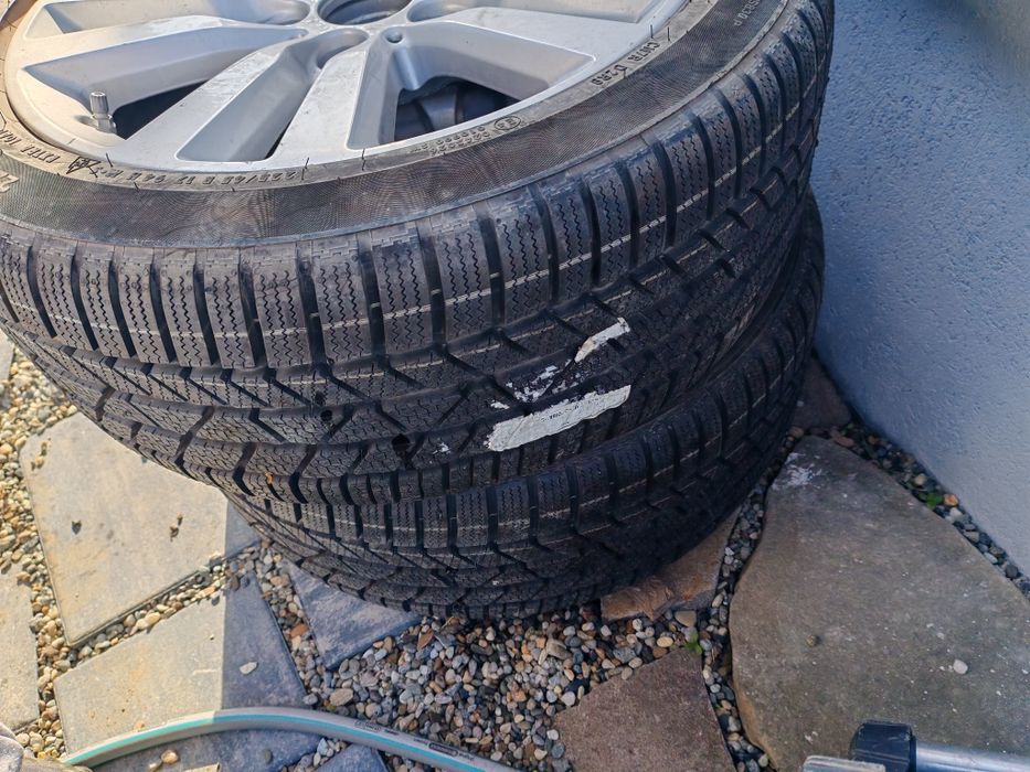 Vând jante BMW 17/ 225/45