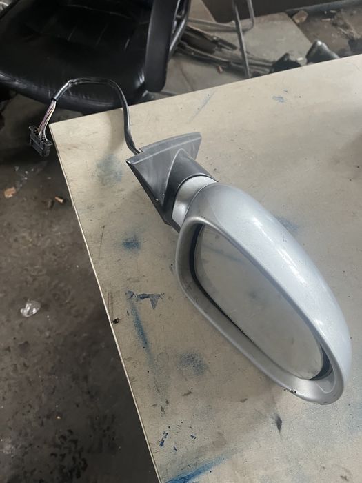 Oglinda dreapta Vw Passat b5.5