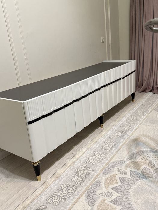 Тумба под телевизор