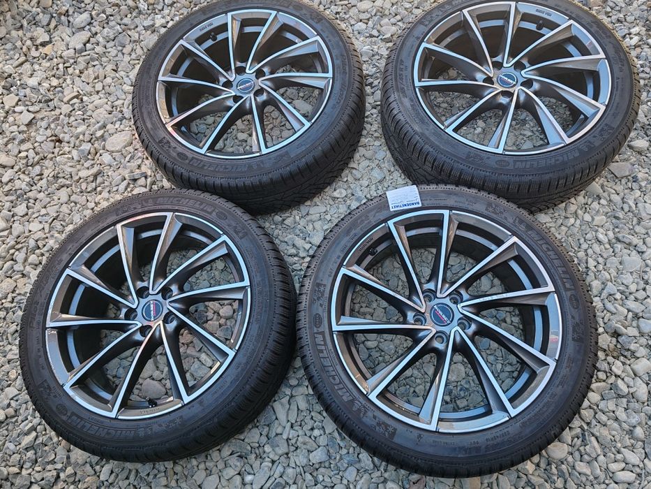 Jante aliaj 19” Volvo XC40 originale 5x108 ET40 + Michelin 235/45R19