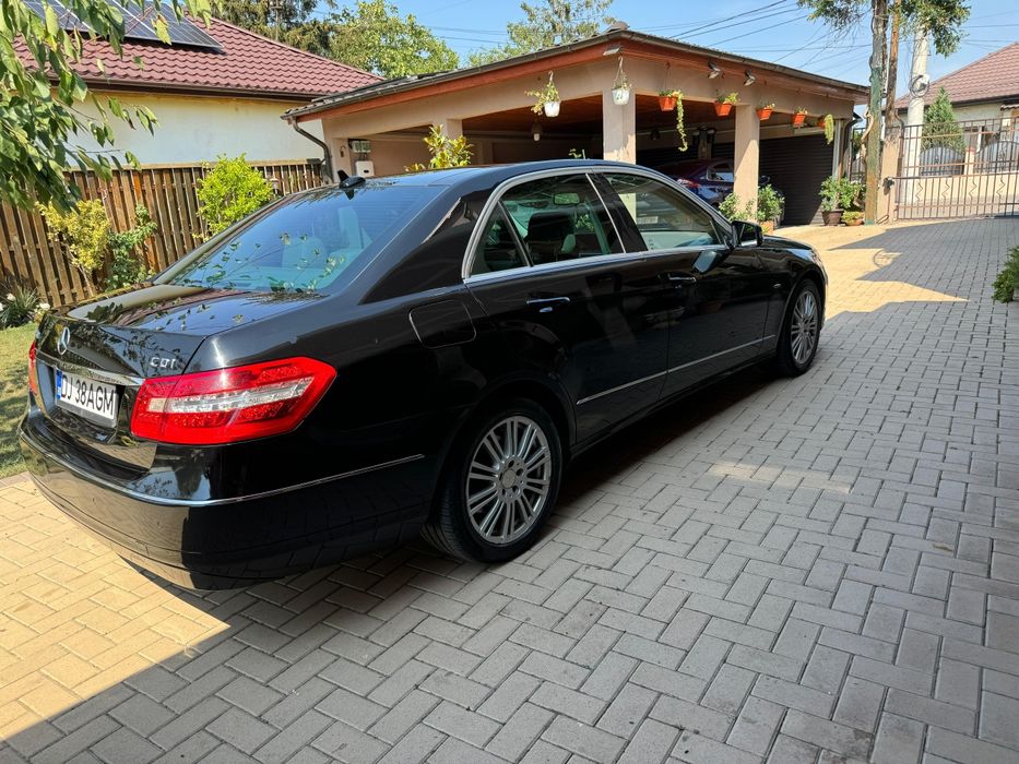 Mercedes-Benz E250 Diesel Elegance