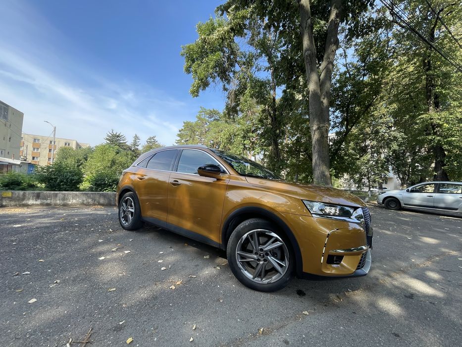 DS Automobiles DS 7 Crossback RIVOLI 4x4 Plug-in Hybrid 300HP