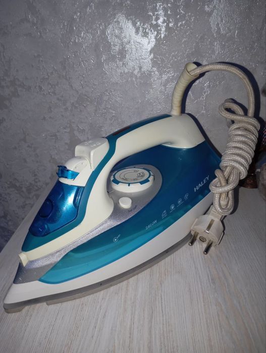 Продается свой утюг Халей