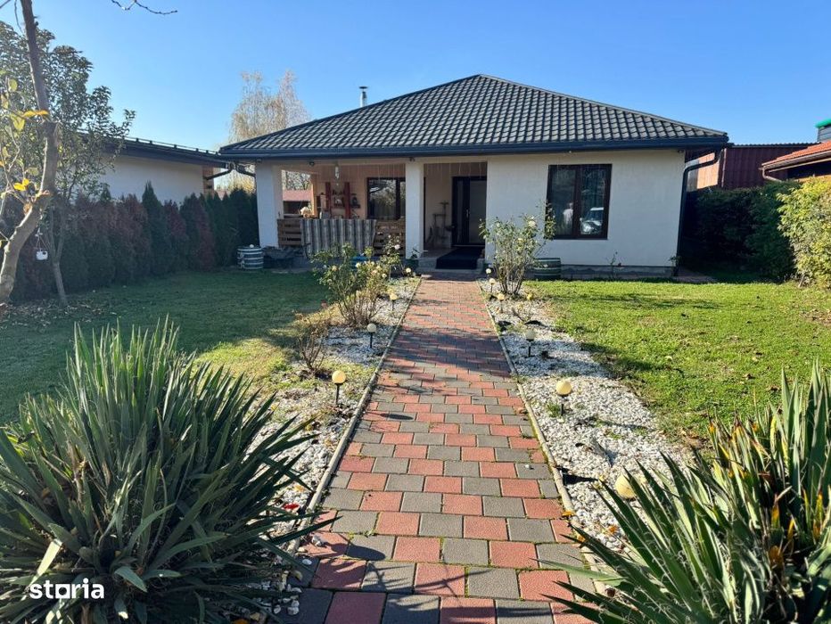 Locuinta moderna, eficienta energetic, cu gradina amenajata si ingriji