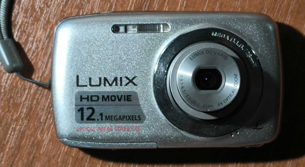 Продается фотоаппарат.