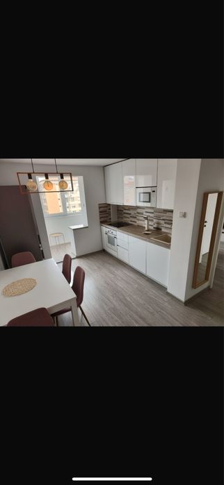 Caut colega apartament