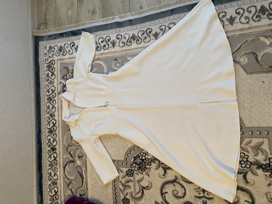 Продом платья и теплые двойки