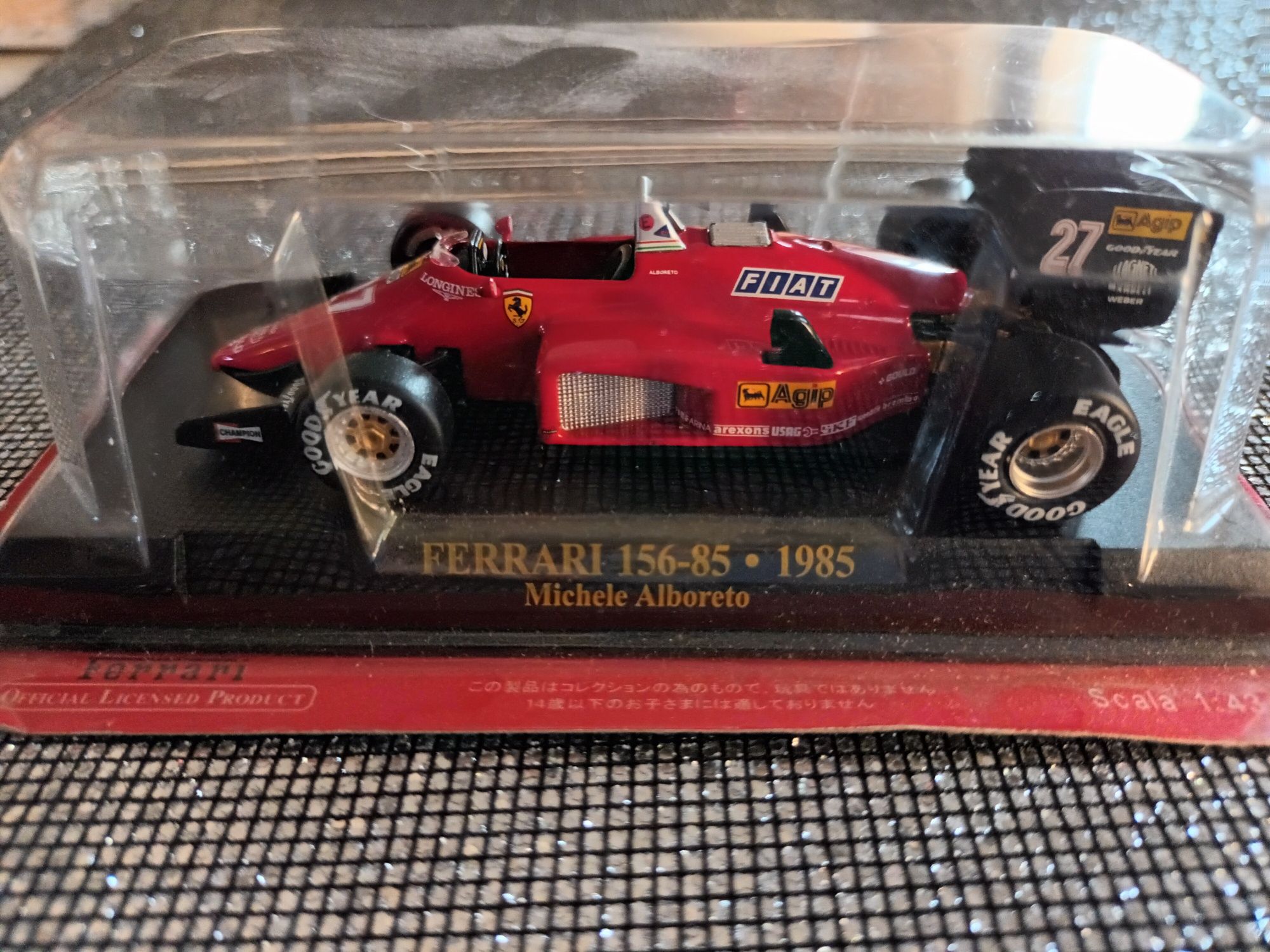 Macheta Ferrari 1:43 noua