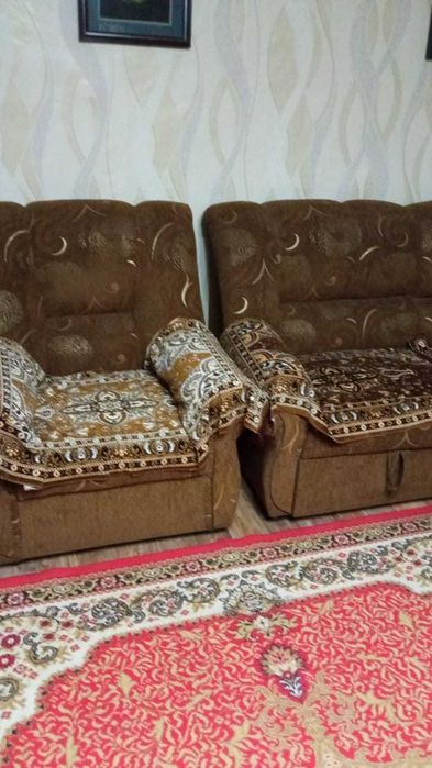 Диван с креслами