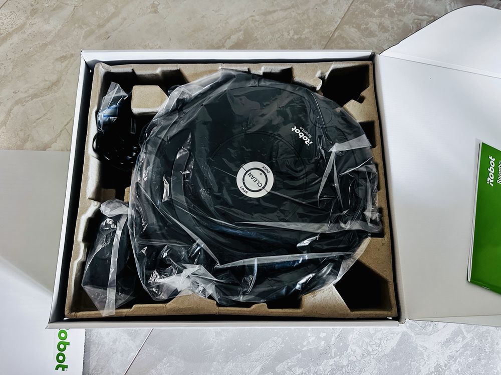 Прайосмукачка робот iRobot Roomba