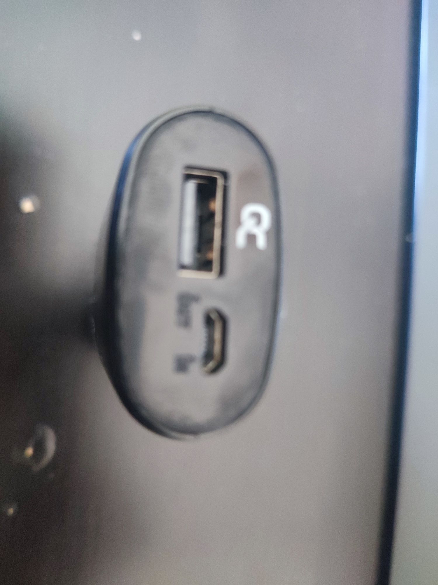 Powerbank преносима външна батерия в добро състояние  с противоударен