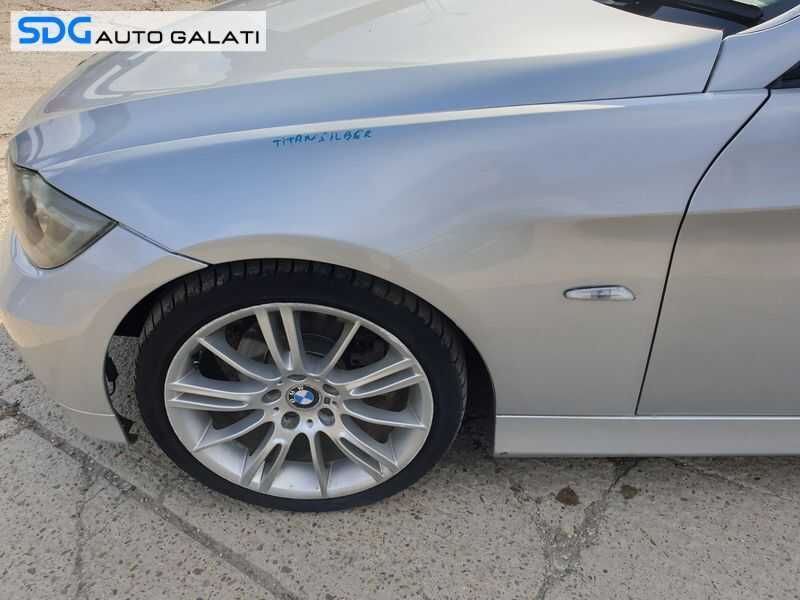 Aripa Fata Stanga BMW Seria 3 E90 E91 2004 - 2010 Culoare Titansilber Metallic 354/7