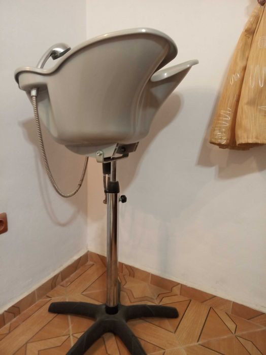 Фризьорска мивка