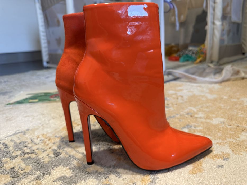 Обувки Public Desire