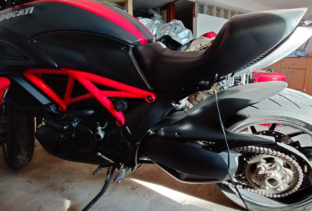 Ducati Diavel Carbon 2015