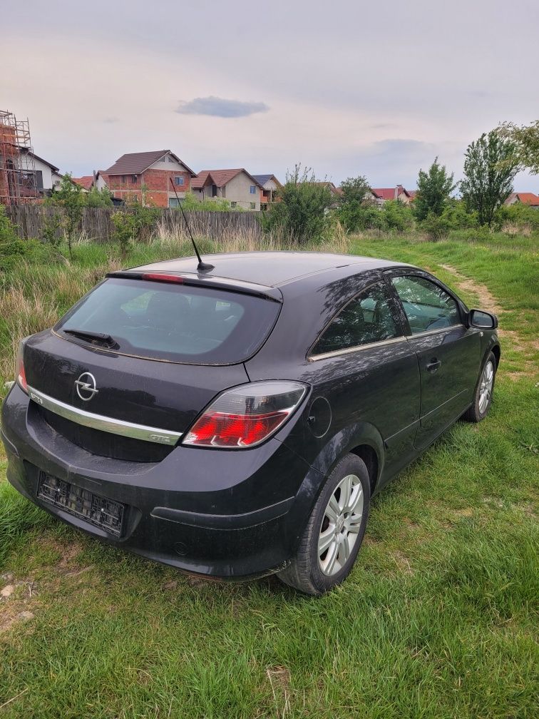 Opel astra coupe automat benzină adusă Germania