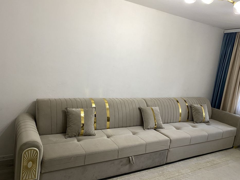 Диван 4 метра раскладной с подушками