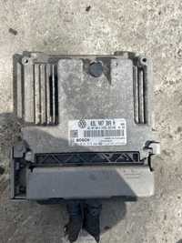 Calculator ecu motor Volkswagen Passat CC B7