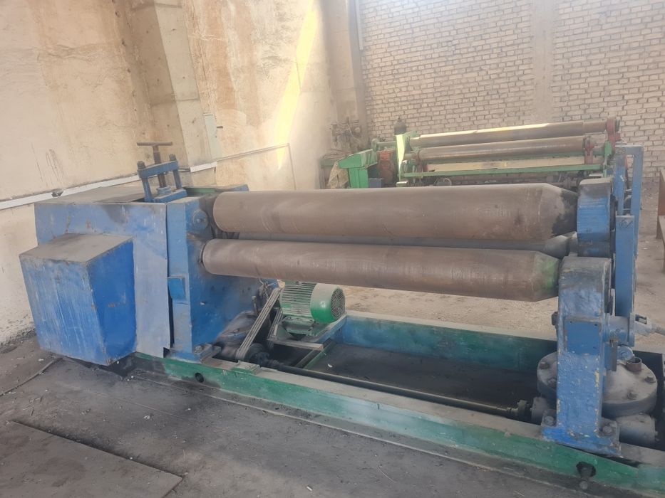 Продается вальцовочный станок.