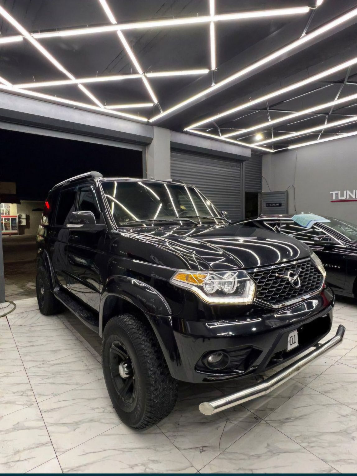 UAZ Patriot avtomobil srochna sotiladi