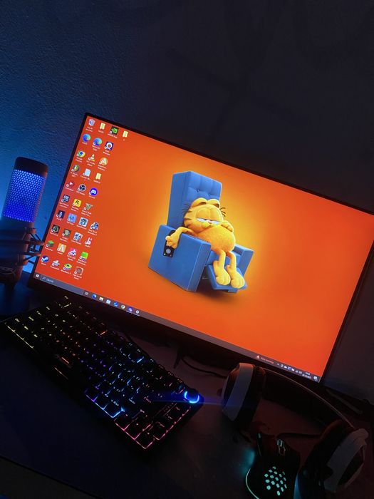 Laptop ASUS GAMING sau tot setup-ul