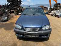 Тойота Авенсис 2000г.