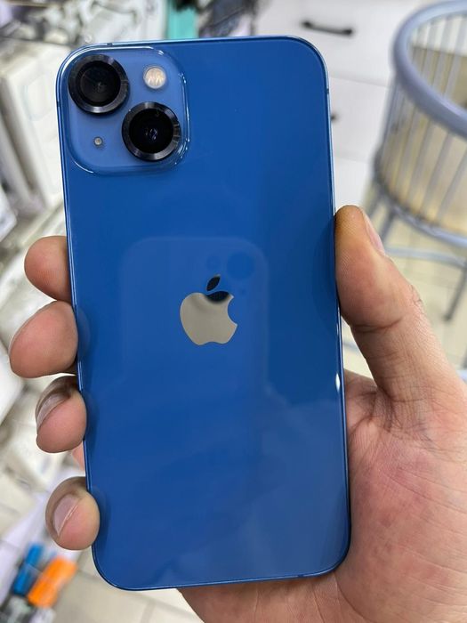 Продам iPhone 13, 128 Гб с фейсам