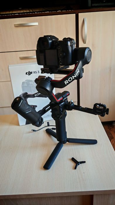 Stabilizator Gimbal RONIN DJI RS 3 +accesorii DJI ...SmallRig