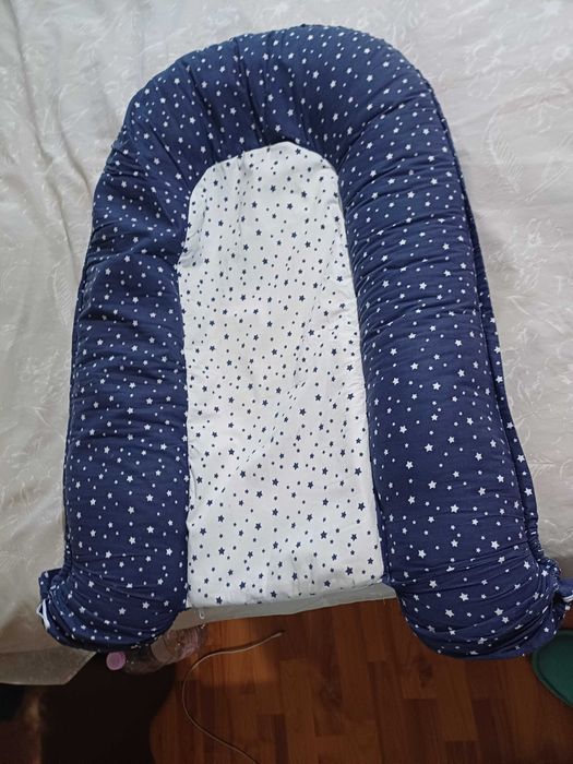 Гнездо за бебе и още става да си спи в него