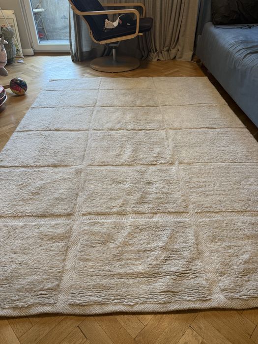 Килим от вълна и памук