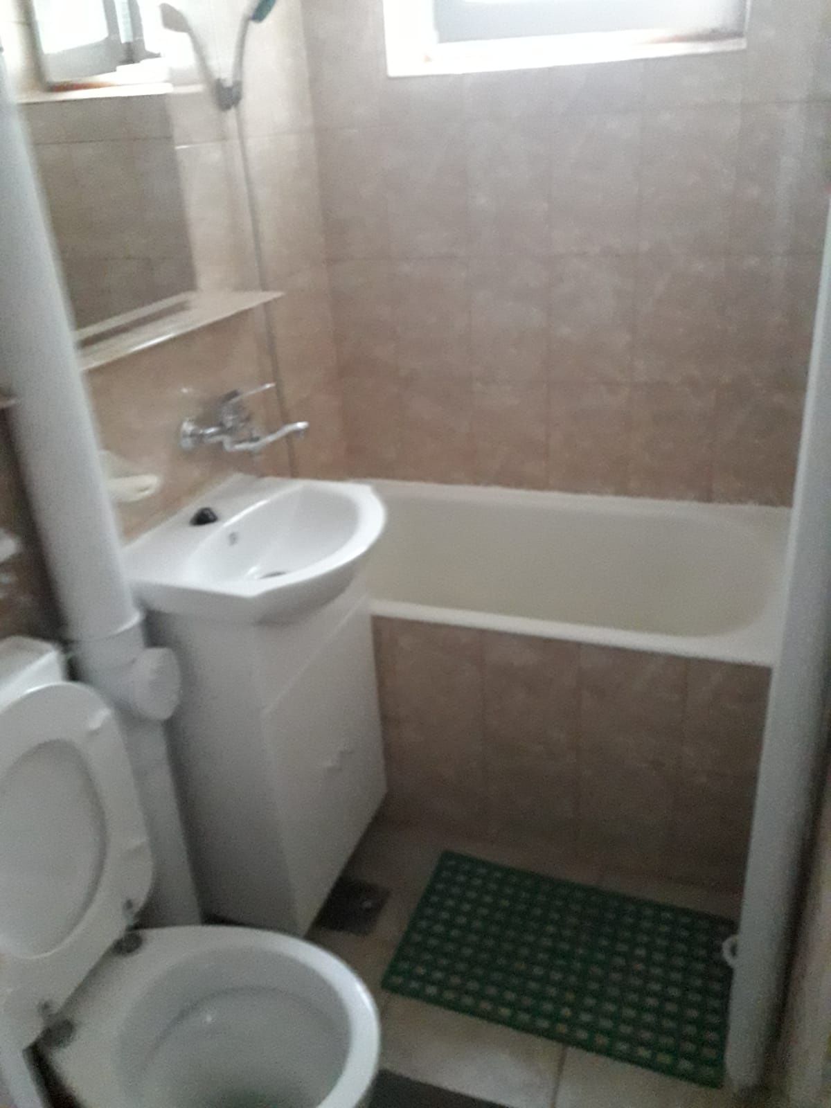 Închiriez apartament 2 camere