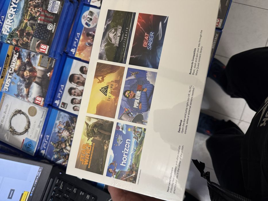 Meta Quest 2 nou, sigilat 128 GB – pachet complet VR