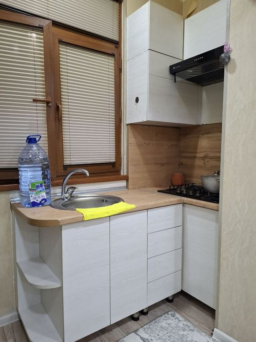 Срочно сдаётся люкс 1 ком квартира. На Чиланзаре  1 квартал