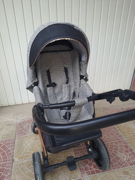 Бебешка количка Adamex