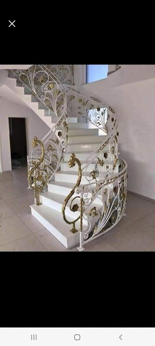 Scari metalice de exterior și interior