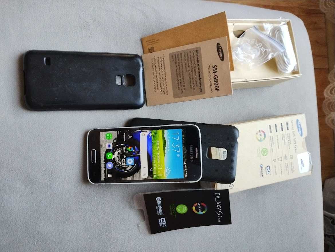 Продавам Samsung S5  Mini.