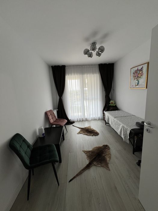 Vand/ Inchiriez Apartament 3 camere, 2 locuri de parcare, Estic Park