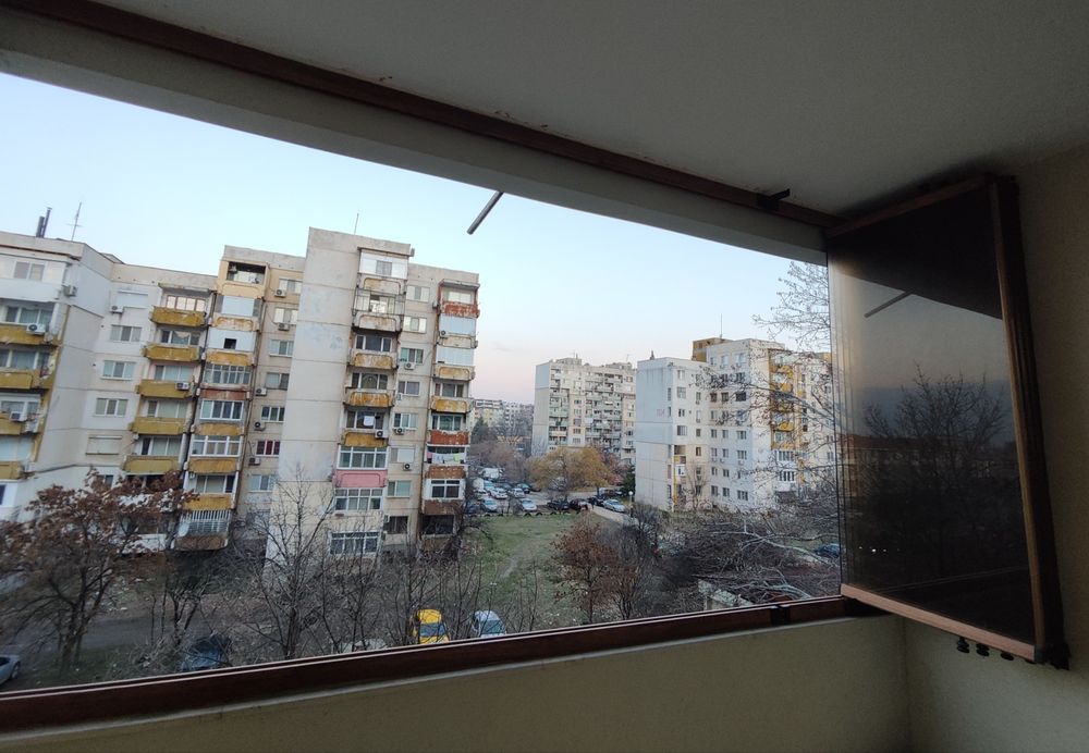 Безпрофилно остъкляване дограма