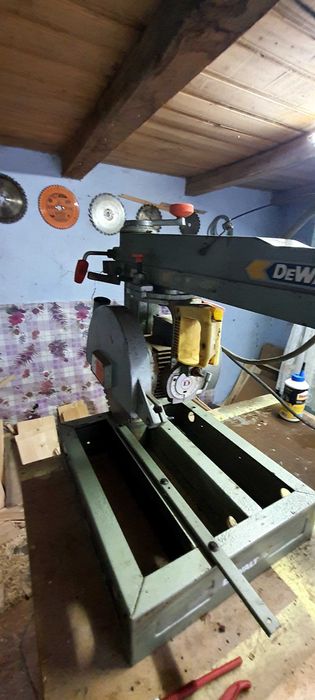 Circular radial dewalt 125