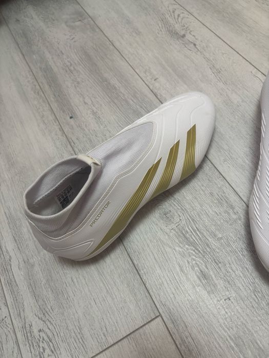 Adidas Predator League LL FG 44 2/3