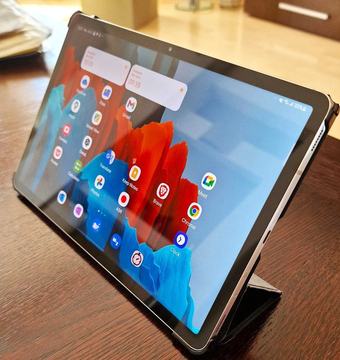 Vând tabletă Samsung Galaxy Tab S7, 11", 6GB RAM, 128GB, 4G.