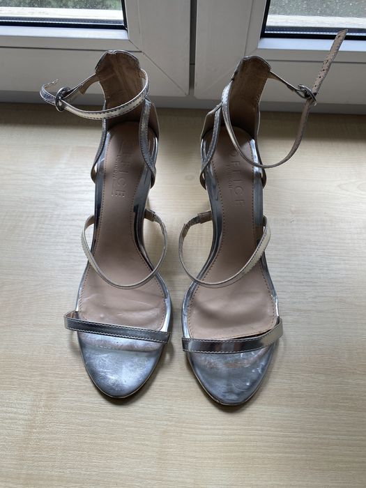 Sandale cu toc Office