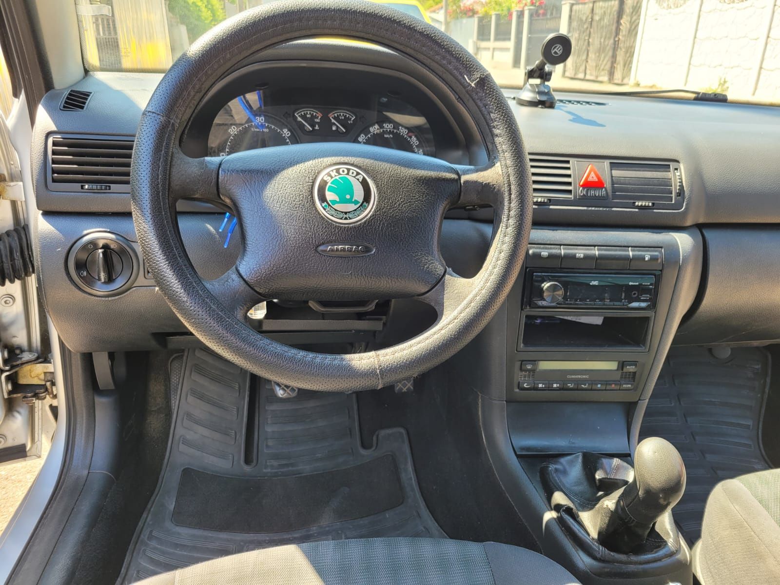 Skoda Octavia berlina
