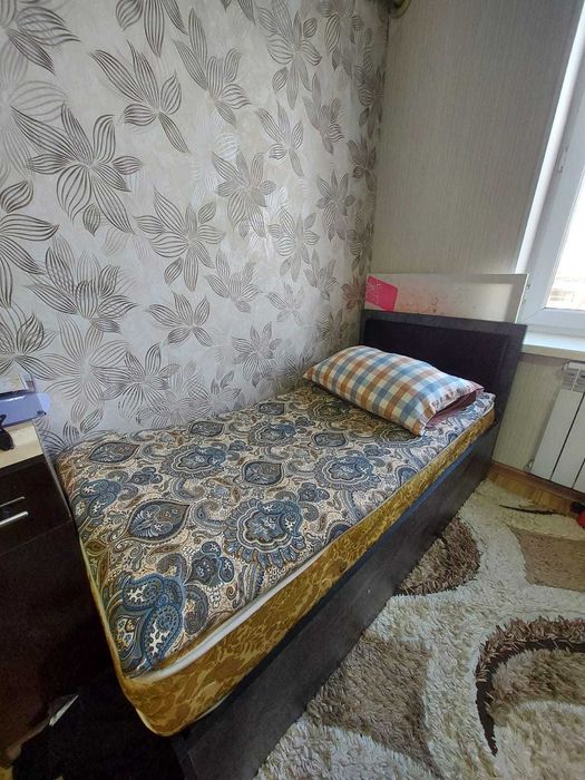 Кровать односпальная