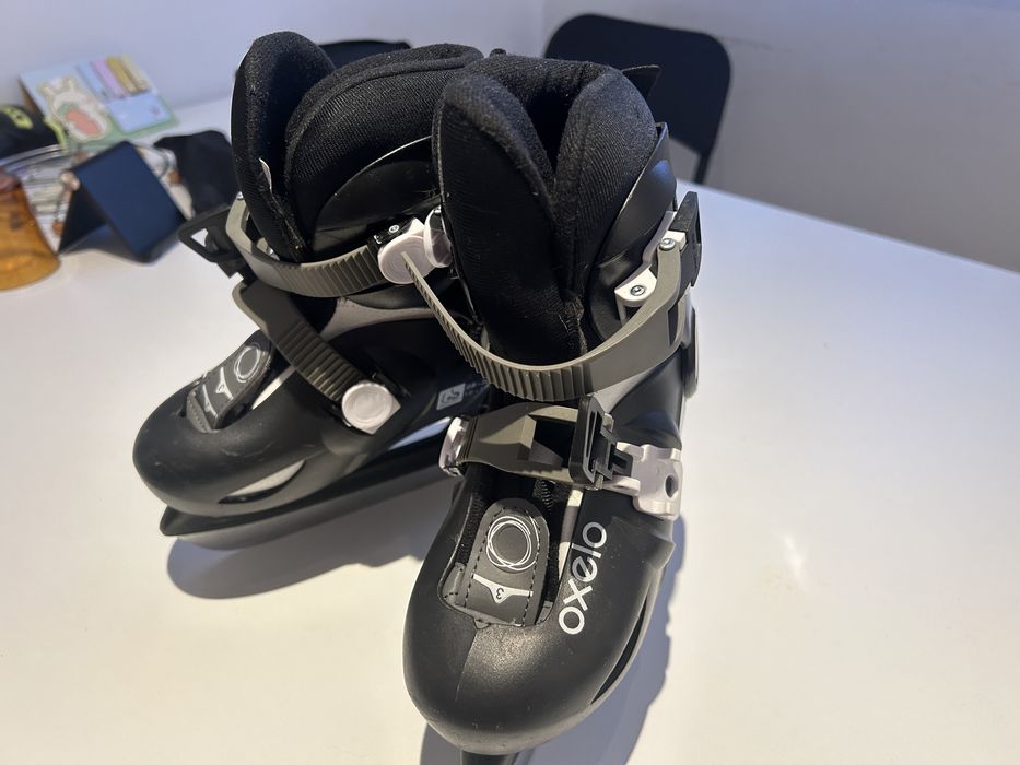 Patine gheată OXELO Play 3 Negru Fete/Bäieti reglabile (marimea 28-30)