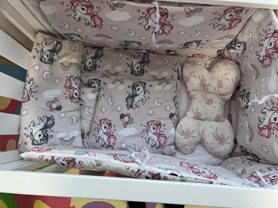 Pătuț,laterale,pernita