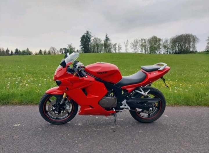 Ducati V2  125cc