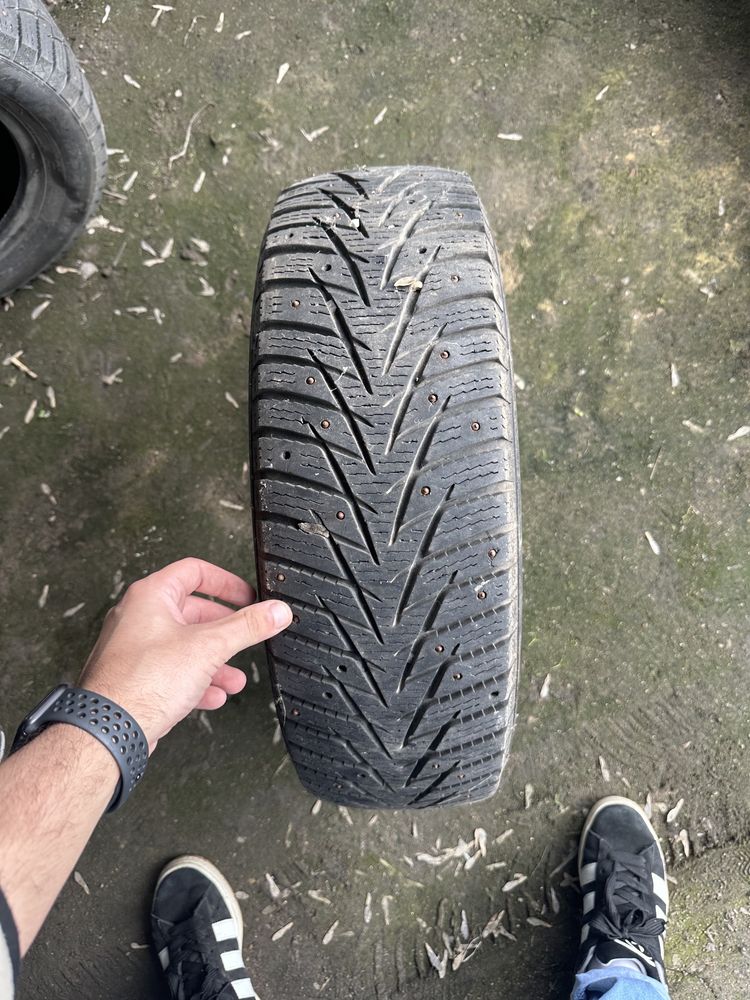 Резина зима 186/65 R15