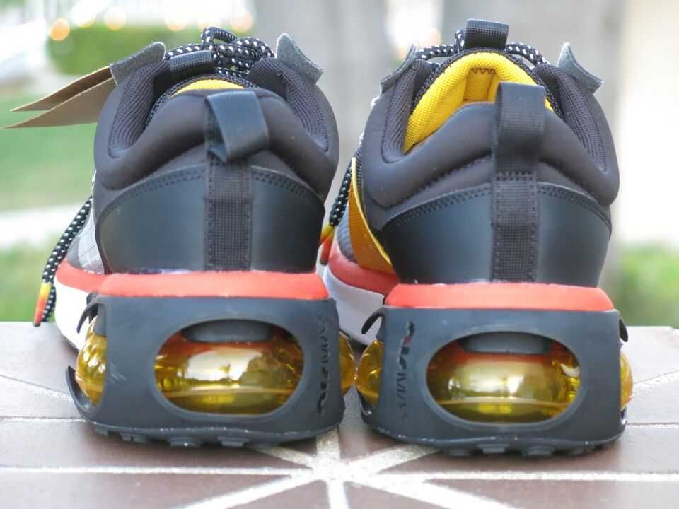 Обувки Nike / Air Max 270 ' Black-Mystic Red ' +КУТИЯ