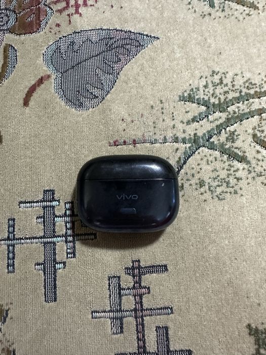 продам наушник vivo